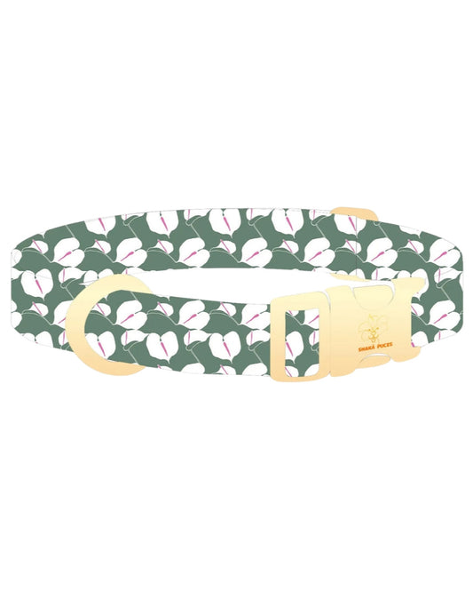 Hilo Anthurium Dog Collar in Holy-Moly-Guacamole